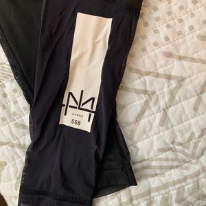 Les Mills black speedwick mesh legging - Small